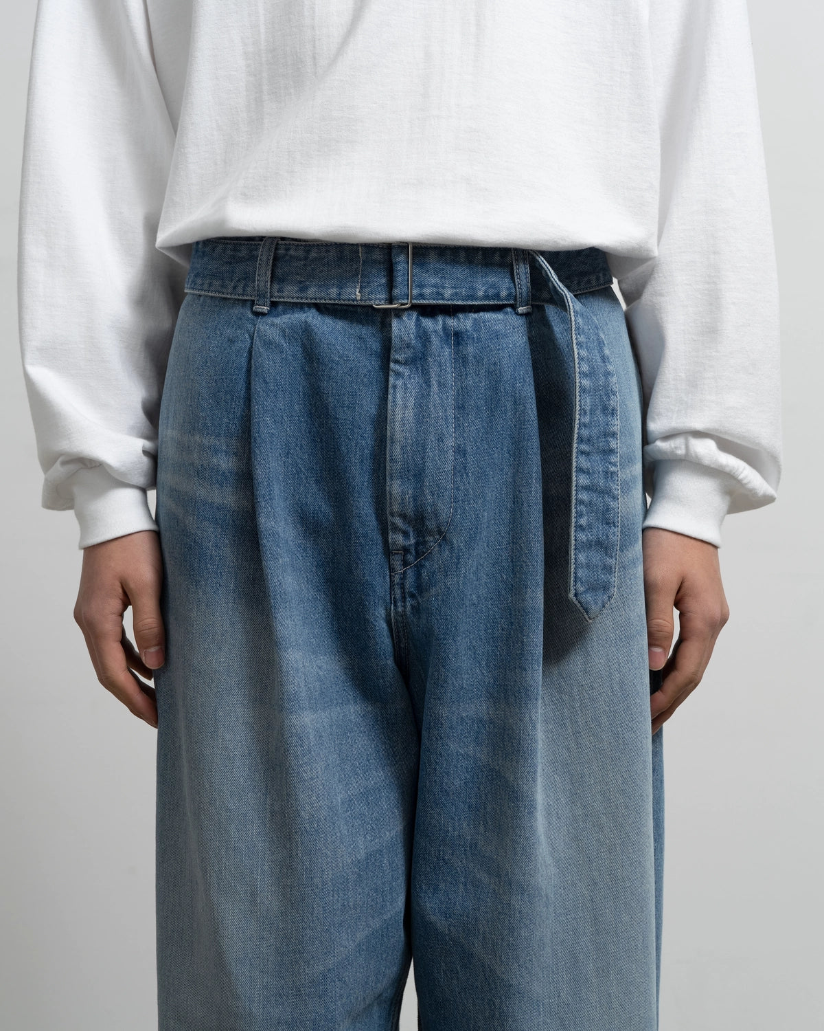 Graphpaper / Selvage Denim Belted Pants (GU263-40063LB)