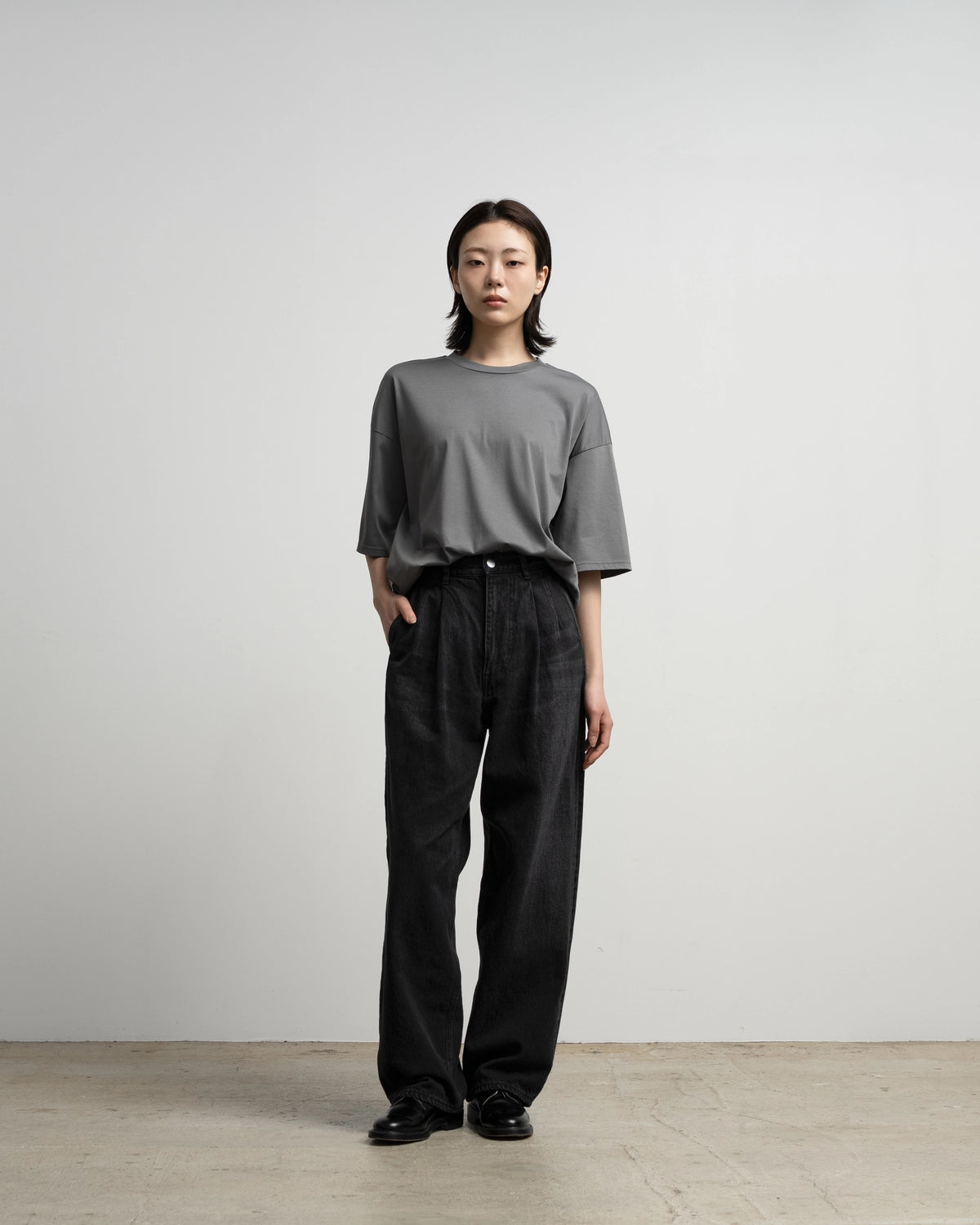 Graphpaper / Selvage Denim Two Tuck Pants (GU263-40061DB)