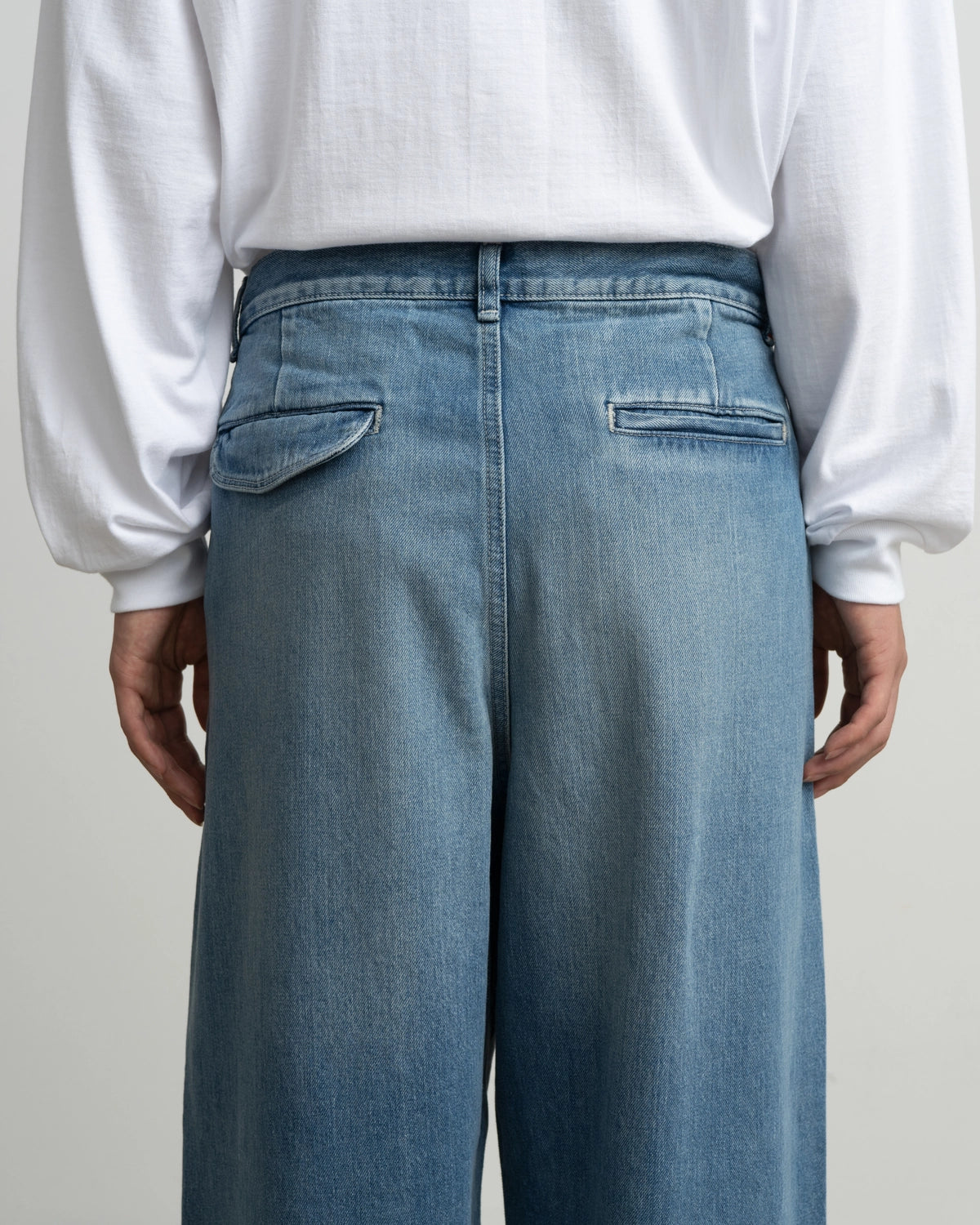 Graphpaper / Selvage Denim Two Tuck Pants (GU263-40061LB)