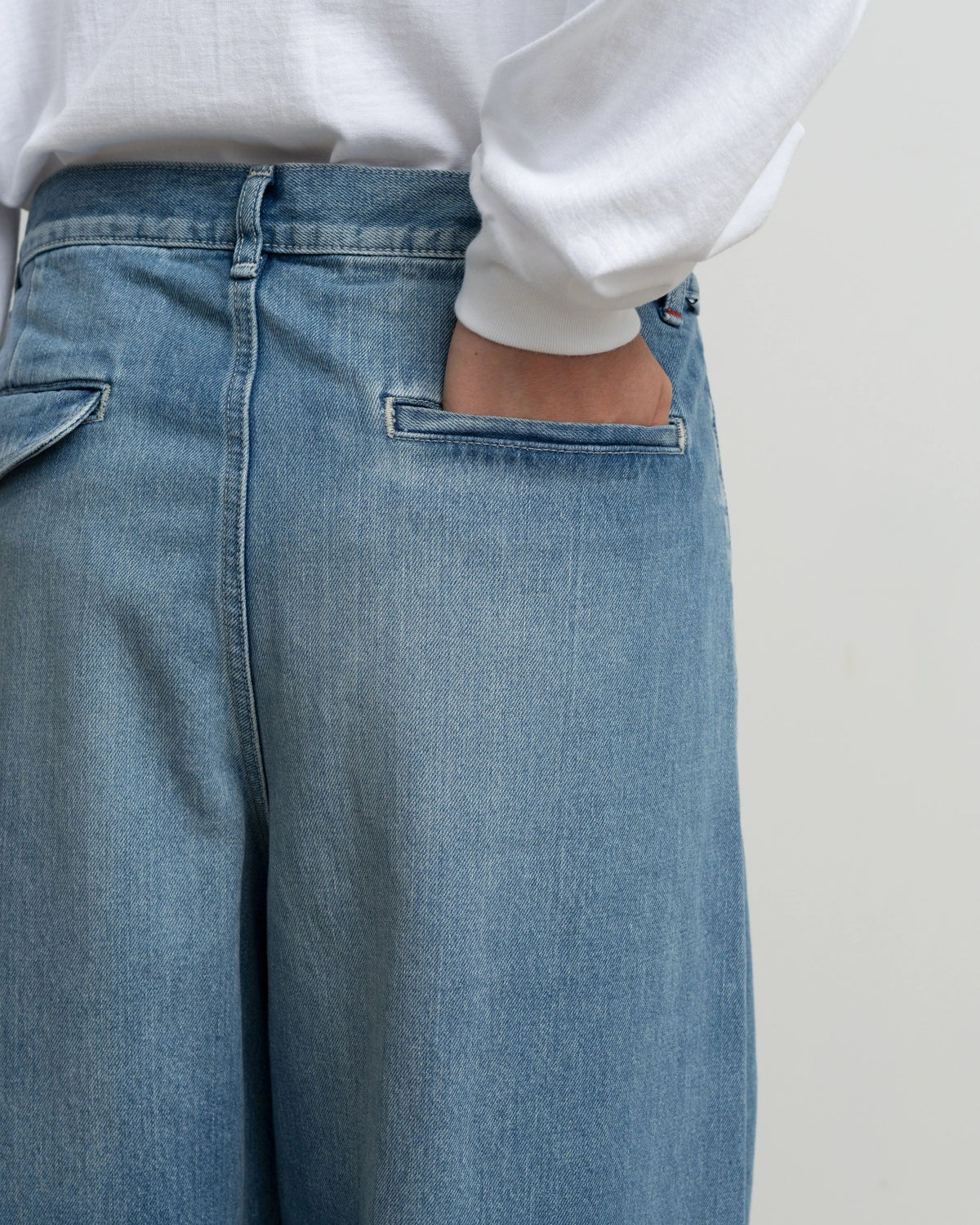 Graphpaper / Selvage Denim Two Tuck Pants (GU263-40061LB)