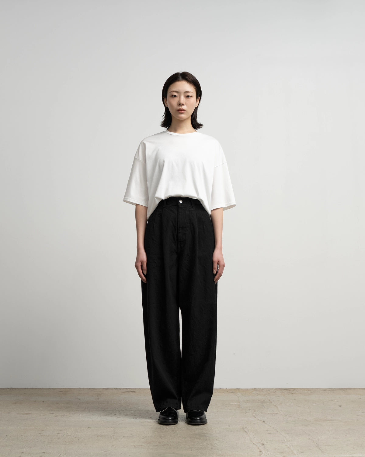 Graphpaper / Selvage Denim Two Tuck Pants (GU263-40061RB)