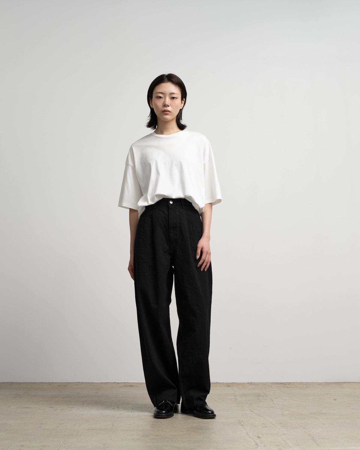 Graphpaper / Selvage Denim Two Tuck Pants (GU263-40061RB)