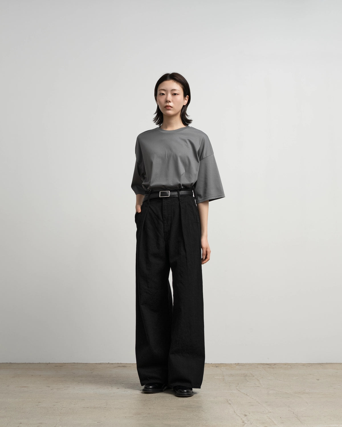 Graphpaper / Selvage Denim Two Tuck Wide Pants (GL263-40062RB)