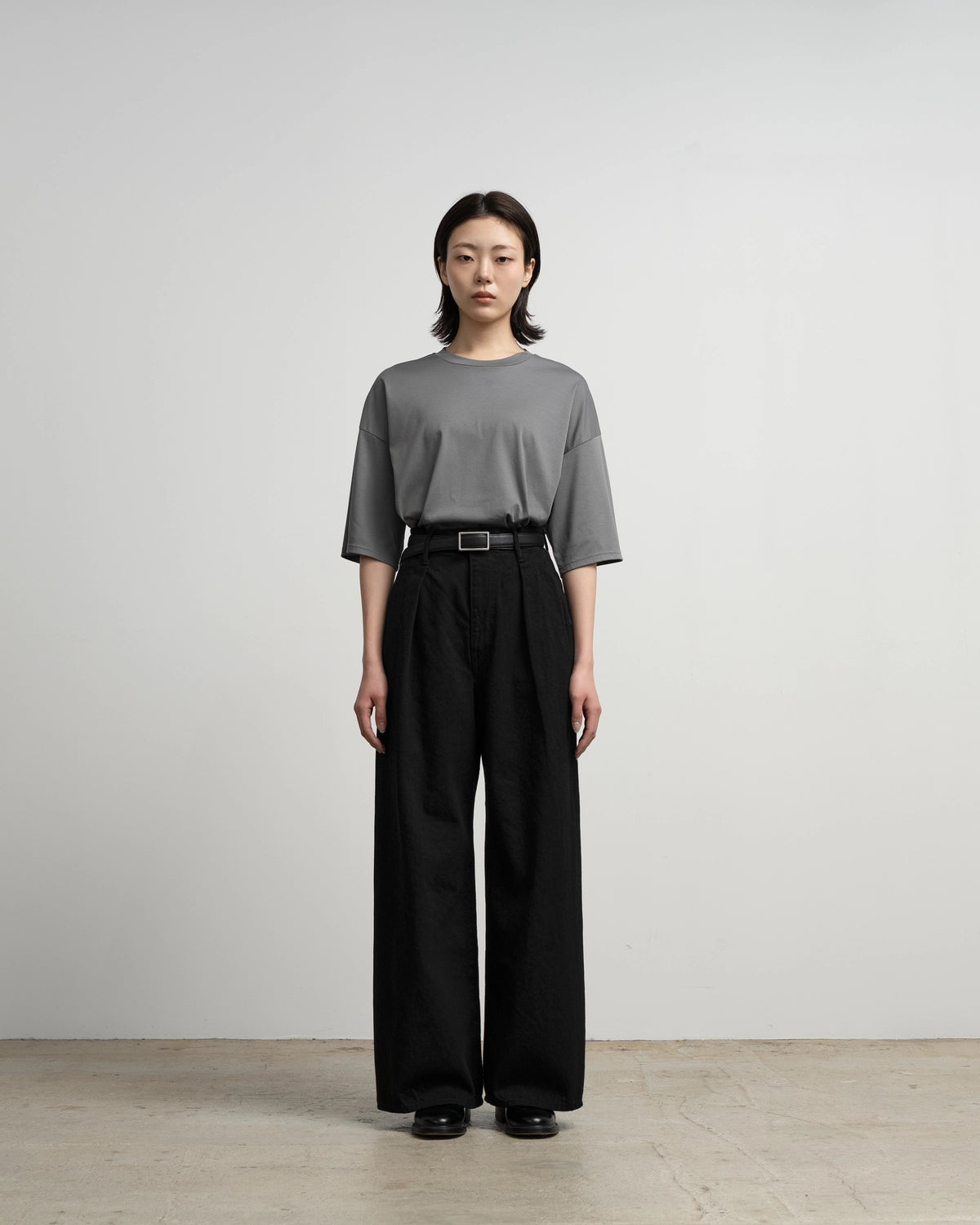 Graphpaper / Selvage Denim Two Tuck Wide Pants (GL263-40062RB)
