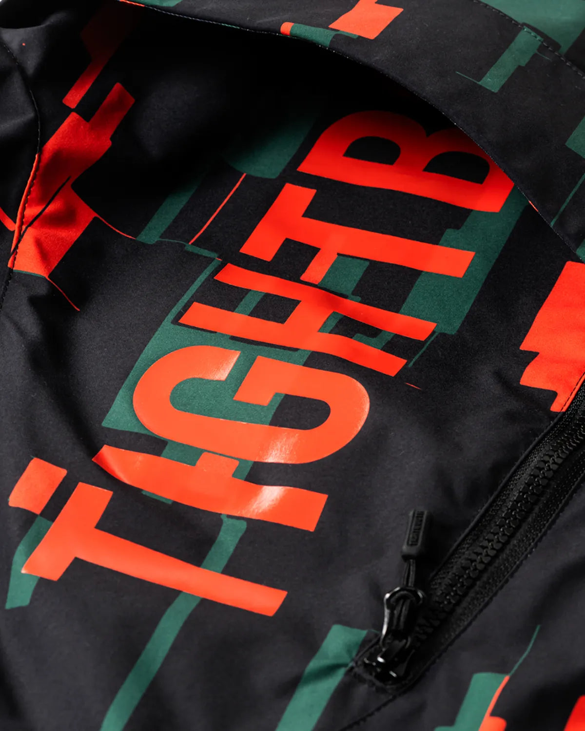 TIGHTBOOTH / HOODED TACTICAL JACKET (FW25-JK08)