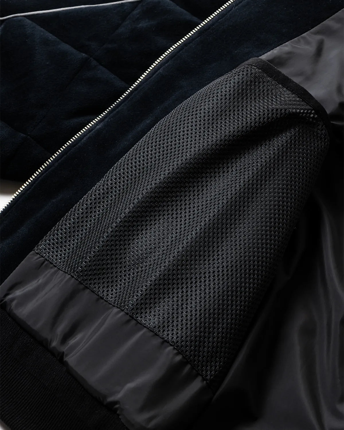 DELUXE / DELUXE × TIGHTBOOTH VELOUR SOUVENIR JKT (26SD5344)