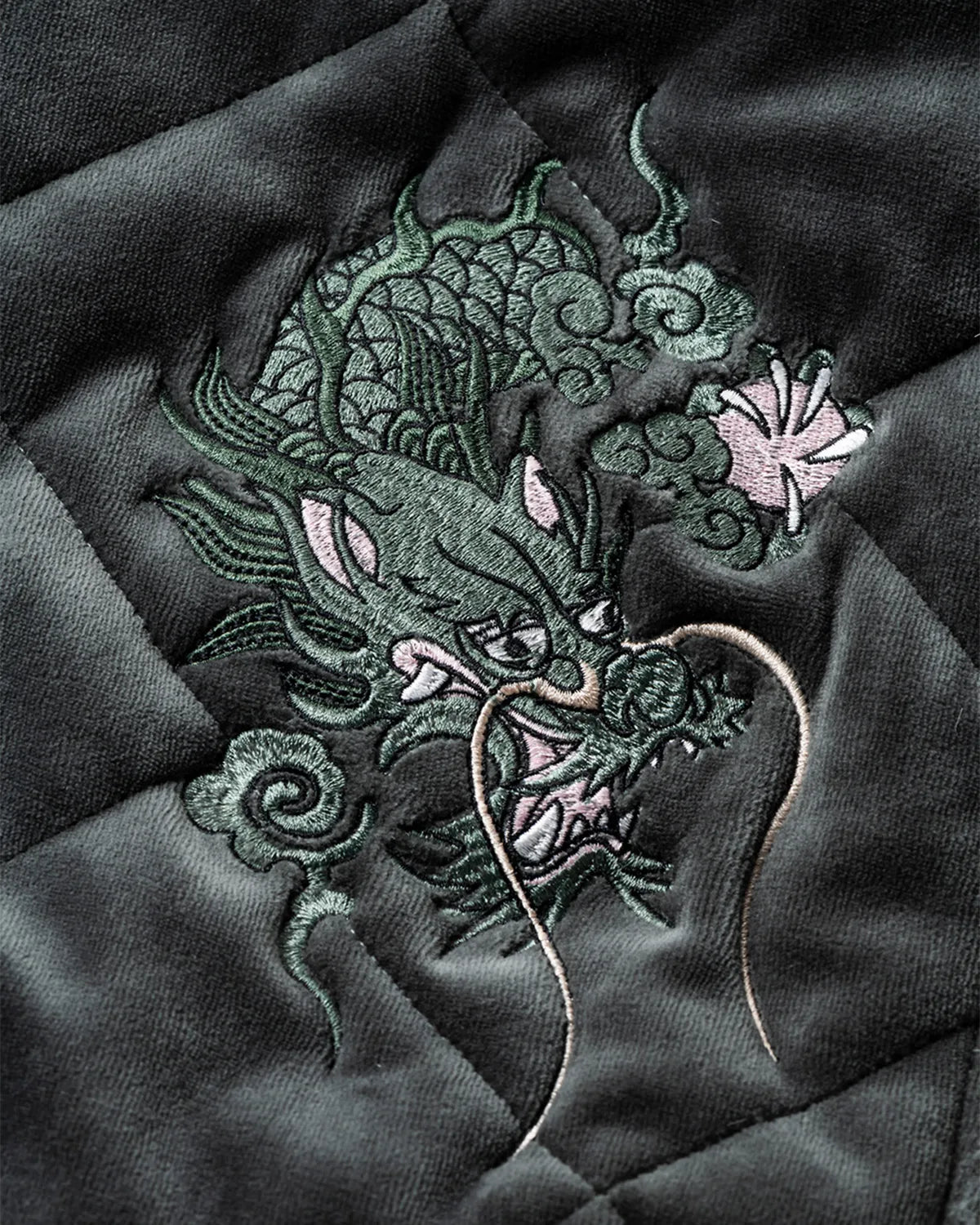 DELUXE / DELUXE × TIGHTBOOTH VELOUR SOUVENIR JKT (26SD5344)