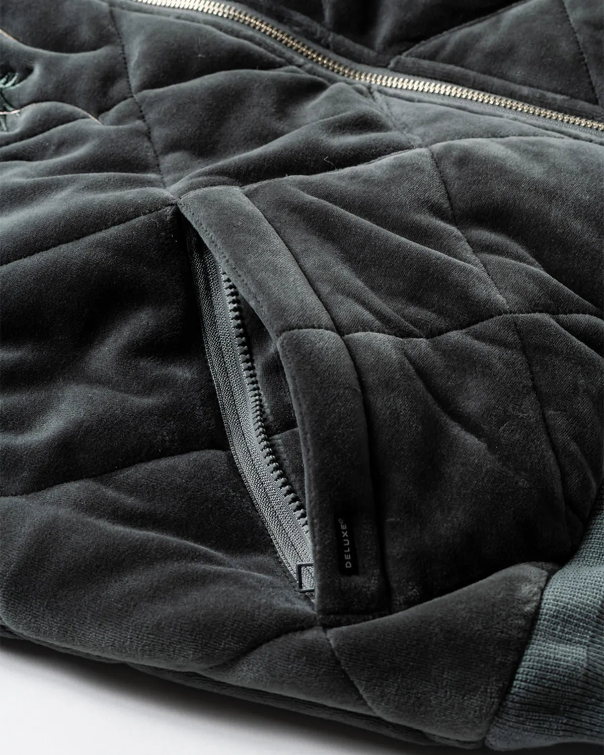 DELUXE / DELUXE × TIGHTBOOTH VELOUR SOUVENIR JKT (26SD5344)