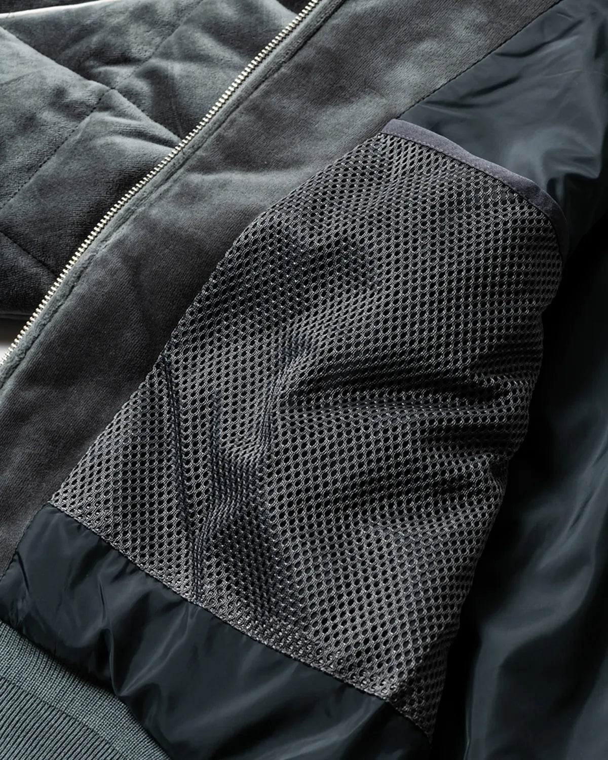 DELUXE / DELUXE × TIGHTBOOTH VELOUR SOUVENIR JKT (26SD5344)