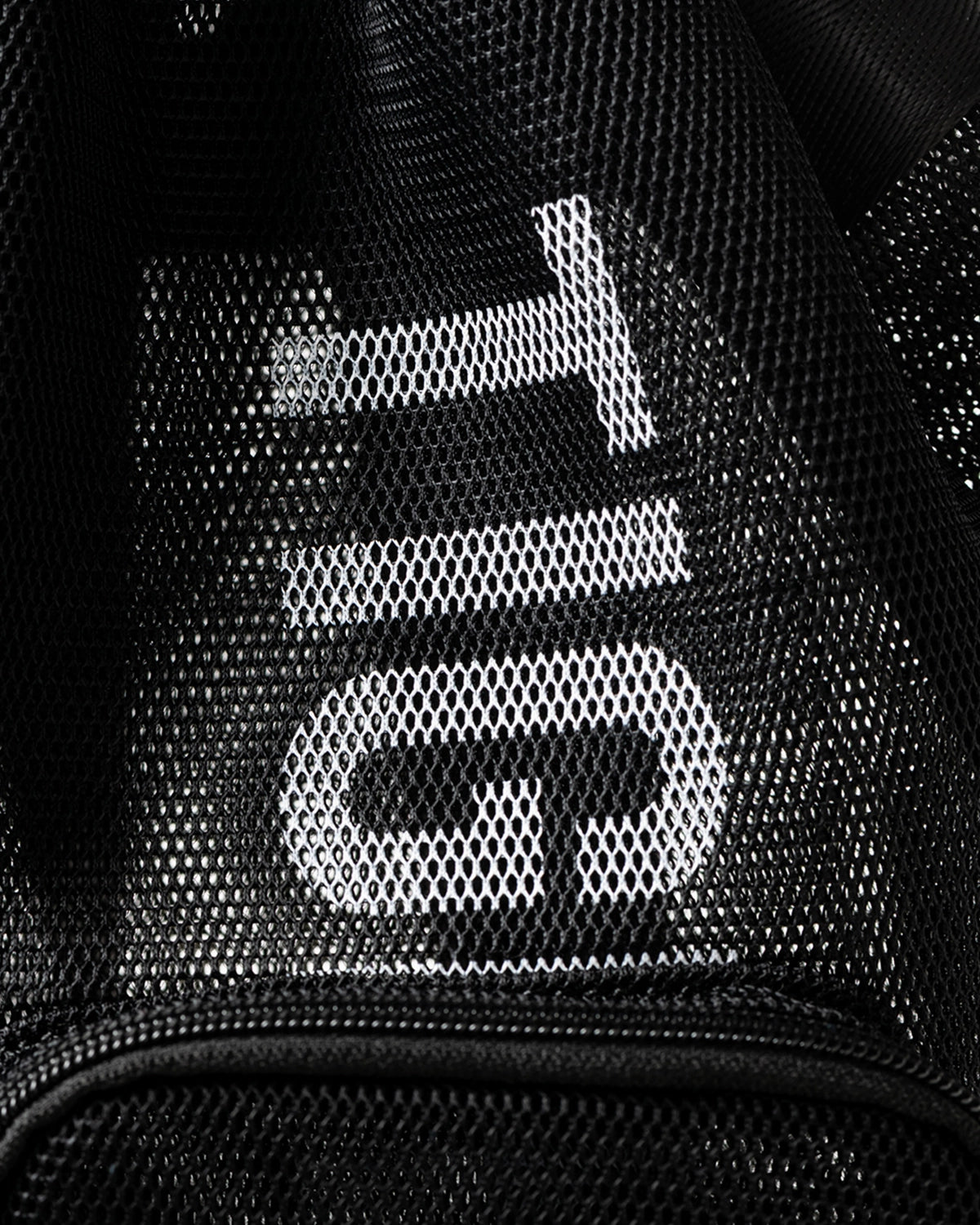 TIGHTBOOTH / LOGO MESH KNAPSACK (SU26-A01)