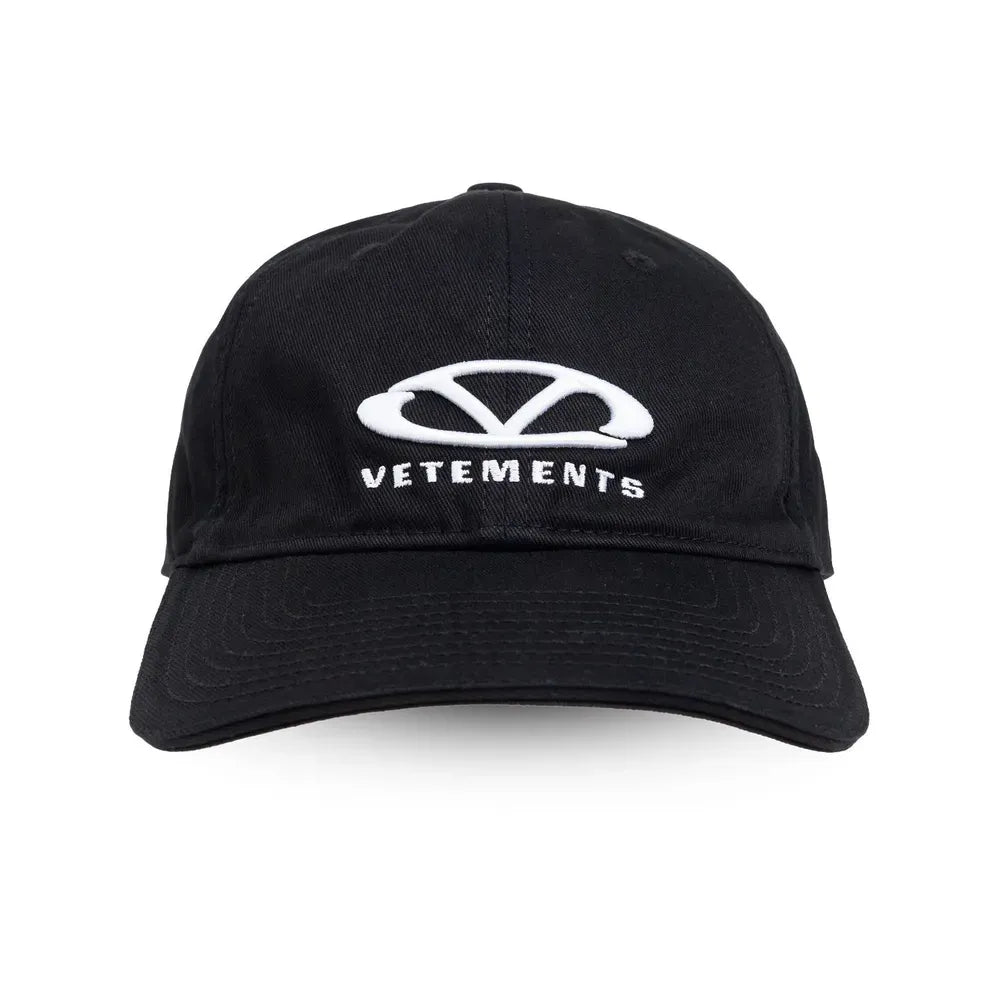 VETEMENTS の OVAL LOGO CAP (UA66CA100B1052)