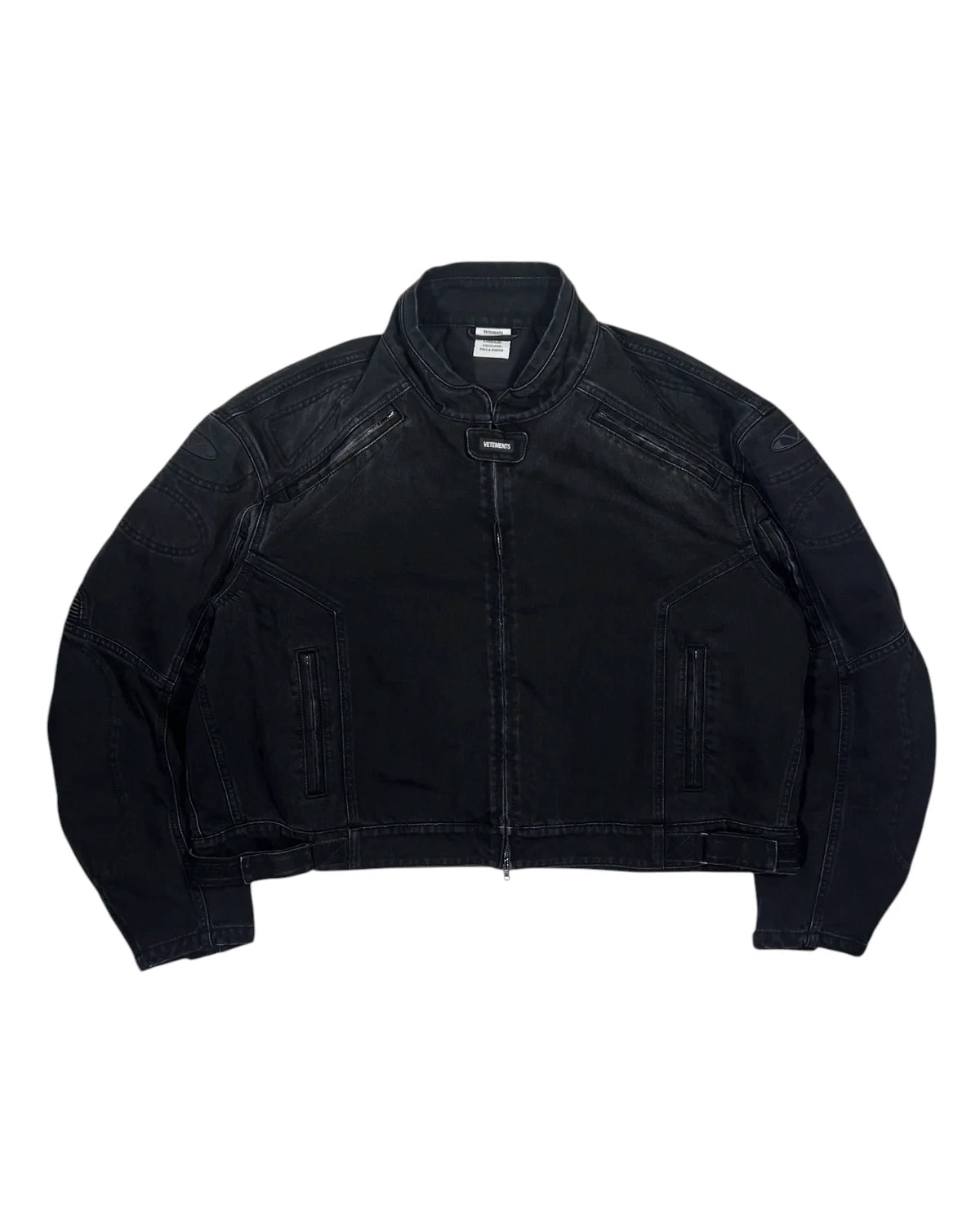 VETEMENTS の RACUNG DENIM JACKET (UH76DJ900B2)
