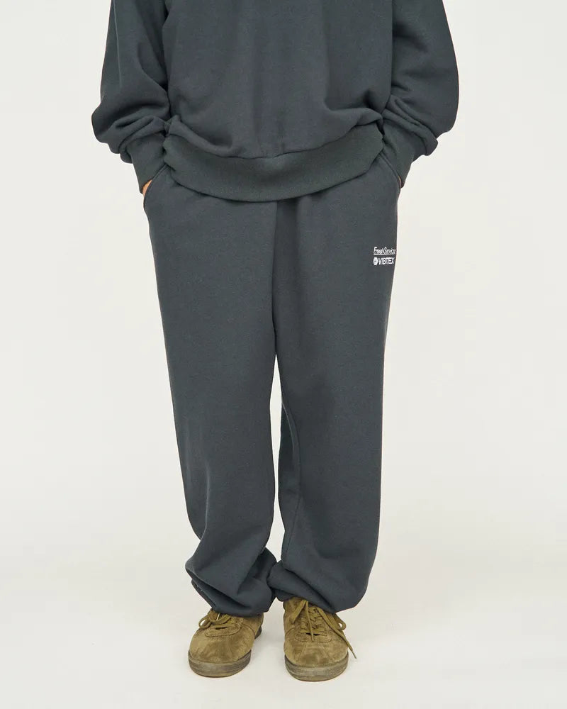 FreshService / × VIBTEX for FreshService SWEAT PANTS (FSC244-70180B)