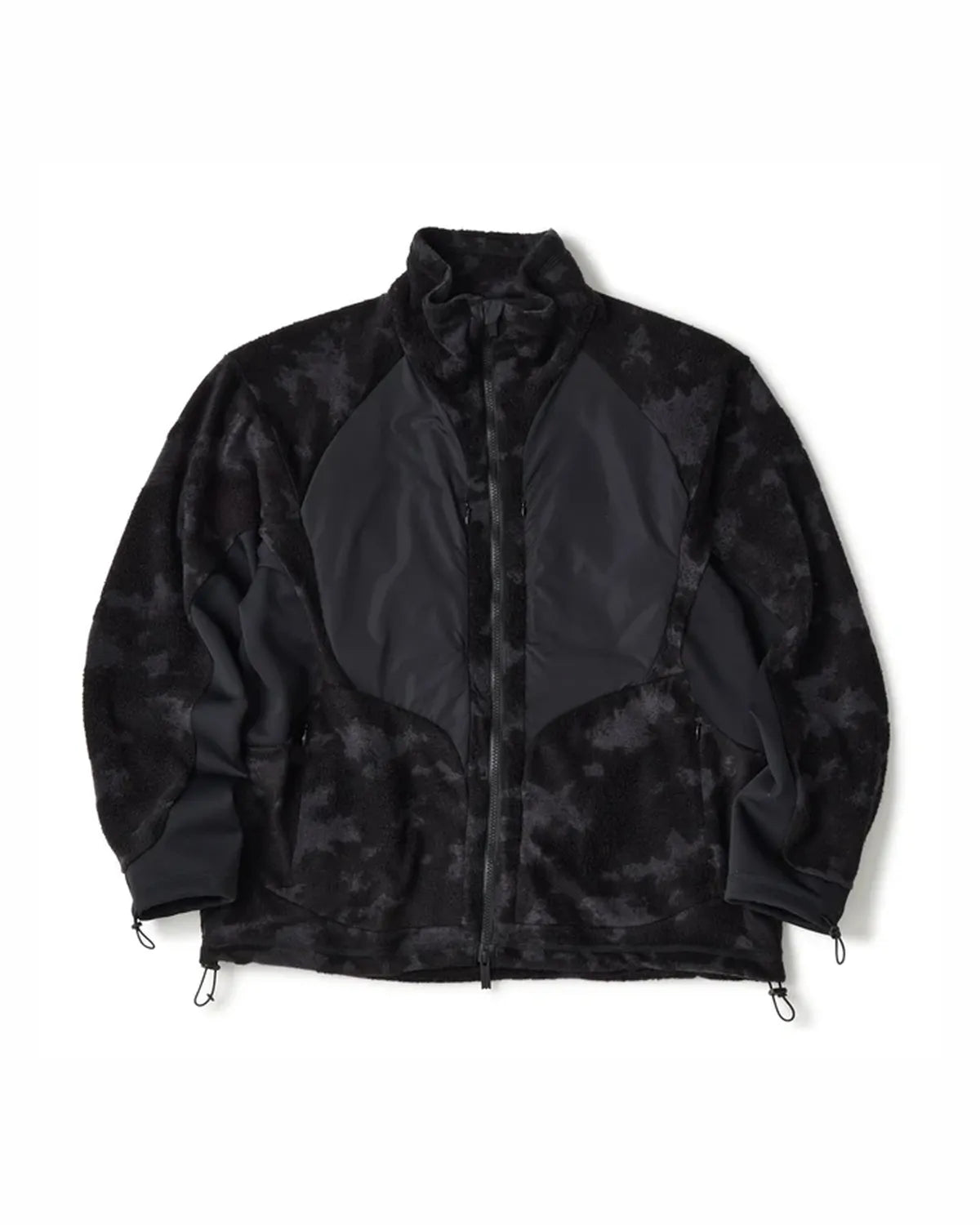 White Mountaineering の CAMO FLEECE ZIP BLOUSON (BK2673502)