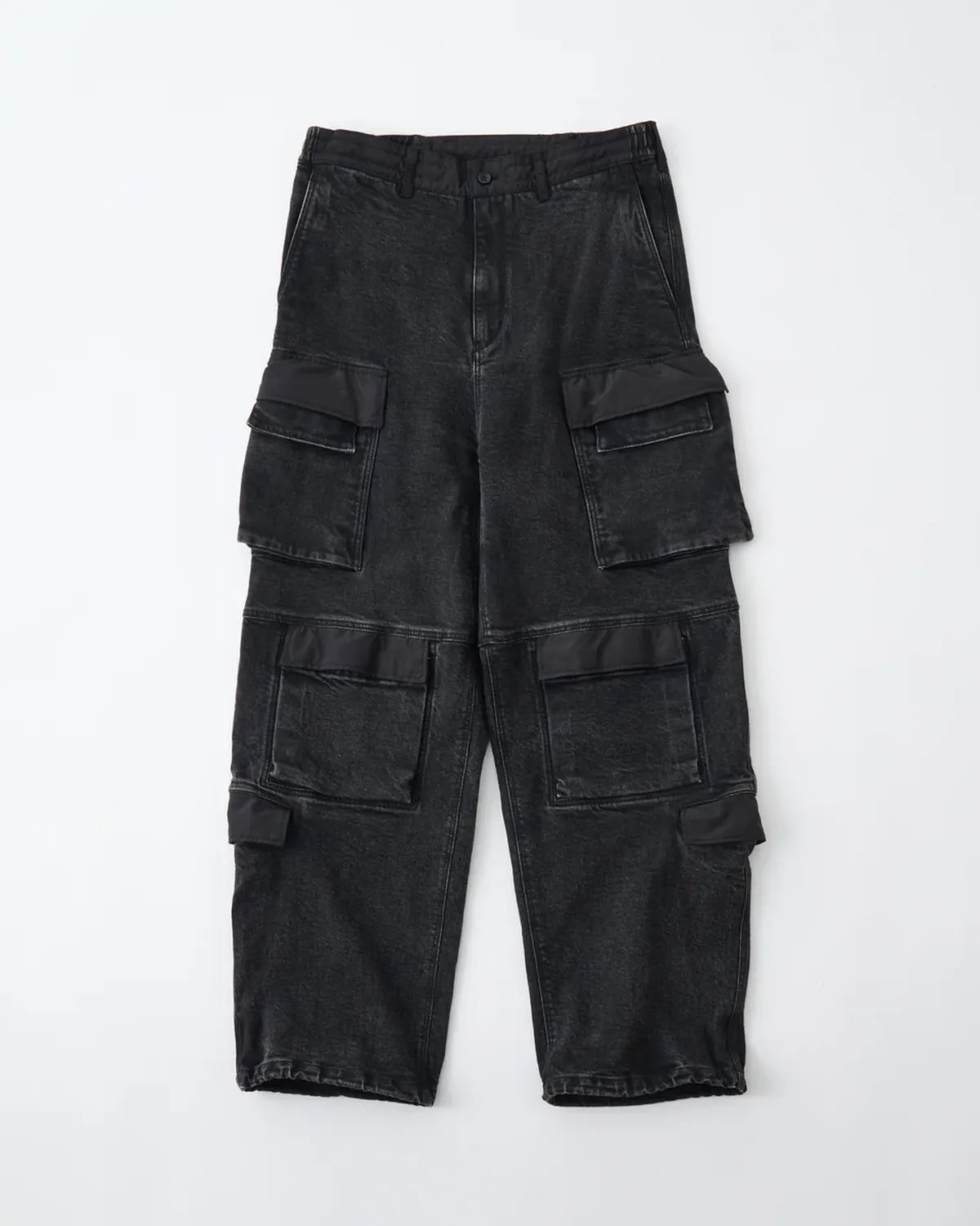 White Mountaineering  の WIDE DENIM CARGO PANTS (WM2573419)