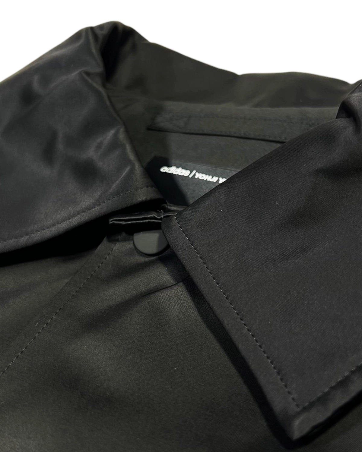 Y-3 / U Y3 GRAPHIC COACH JACKET (JW4626-APPA25)