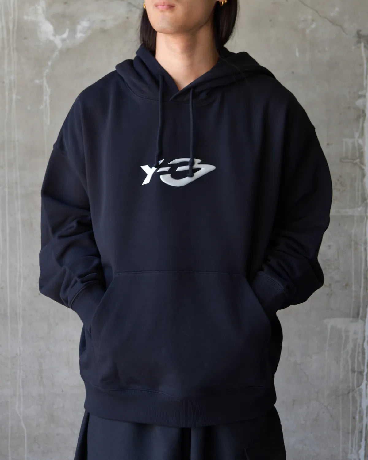 Y-3 の LIQUID LG FT HD (KR1070-APPA26)