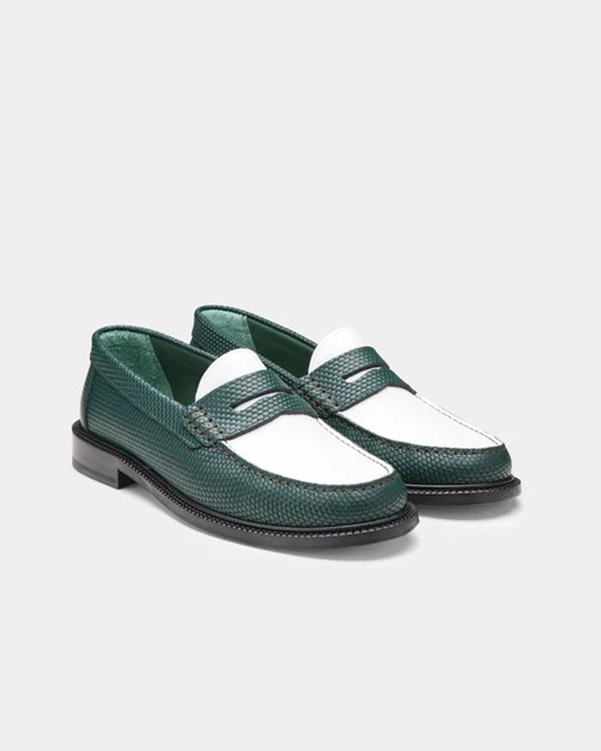 VINNY's / YARDEE MOCCASIN LOAFER (125-23-800)