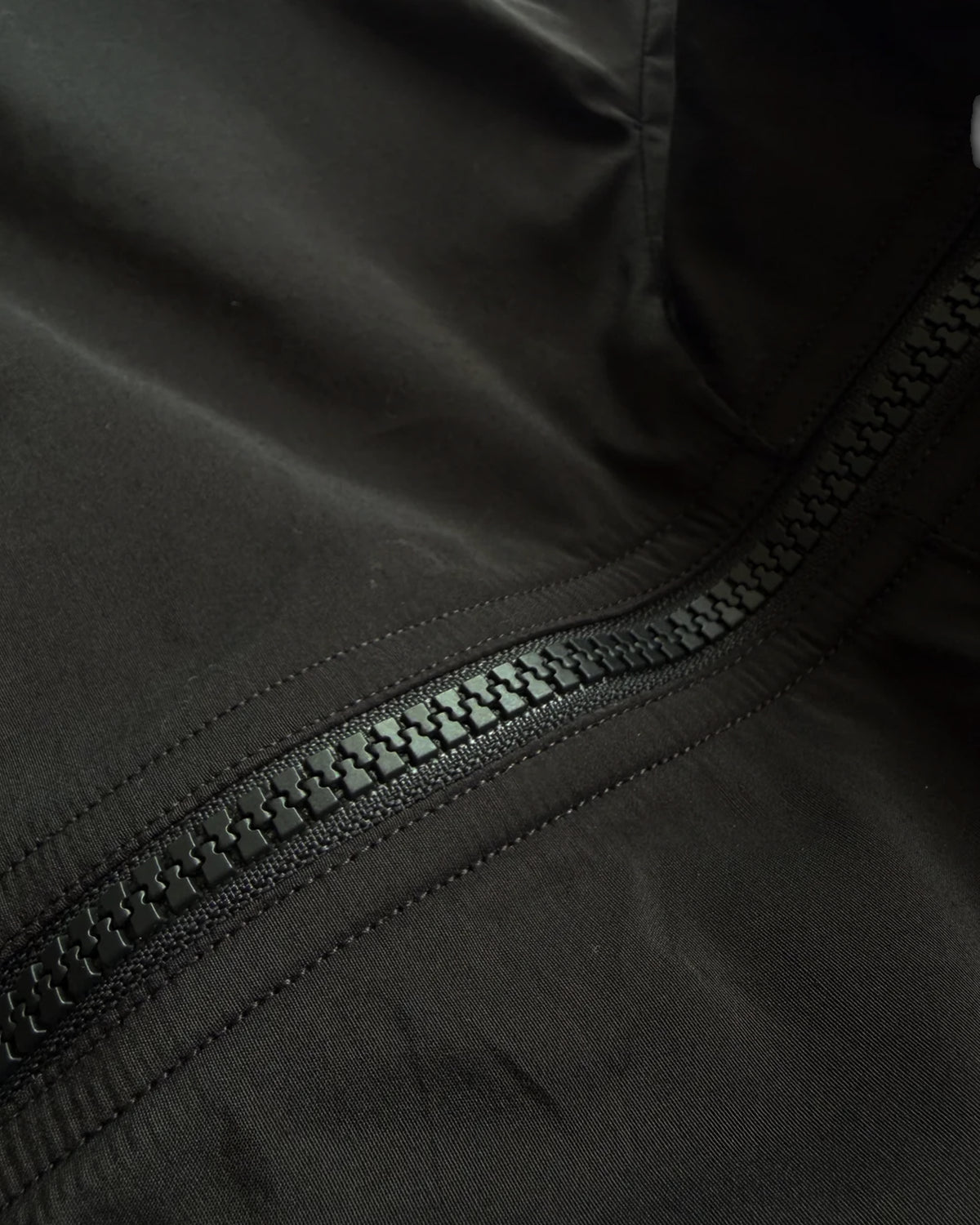 COMOLI / コットンシルク トラックジャケット (C03-01018)