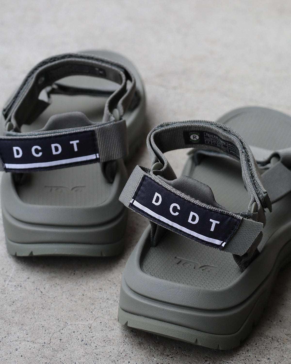 DESCENDANT × Teva / HURRICANE XLT3 (261DKDS-FW01S)