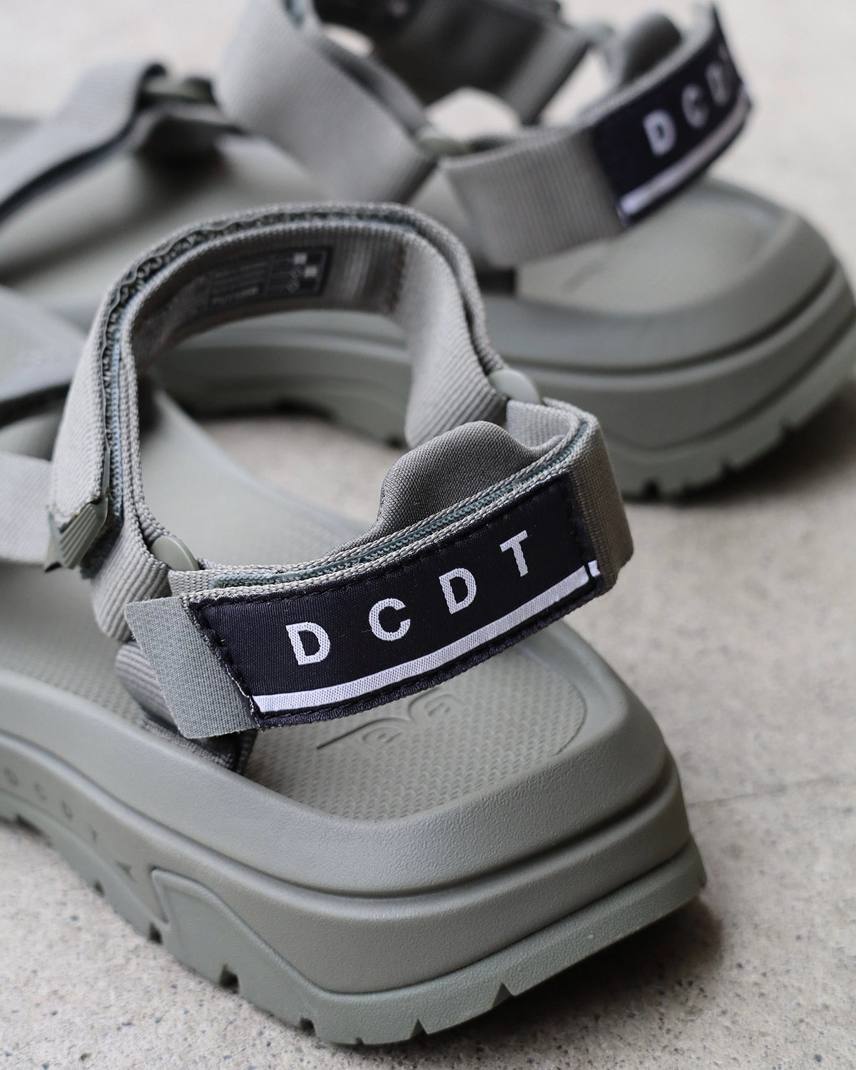DESCENDANT × Teva / HURRICANE XLT3 (261DKDS-FW01S)