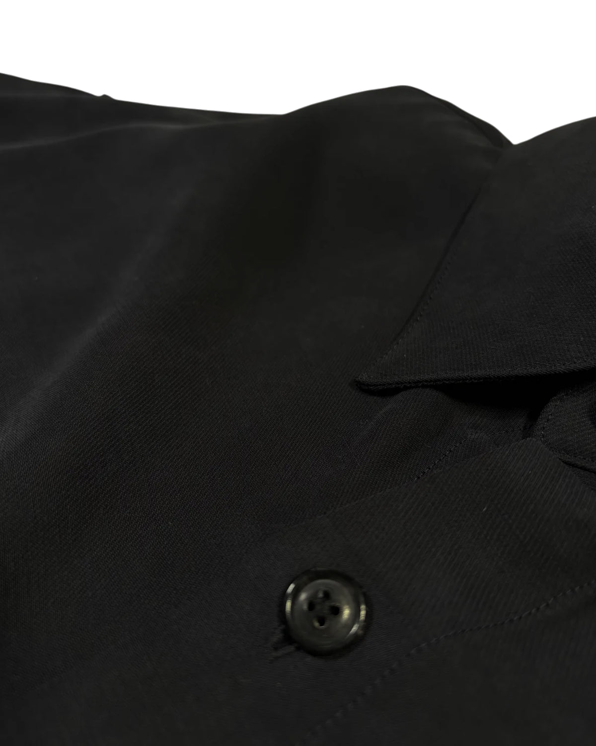 ISSUETHINGS / SHIRT (26a/105-c-00)