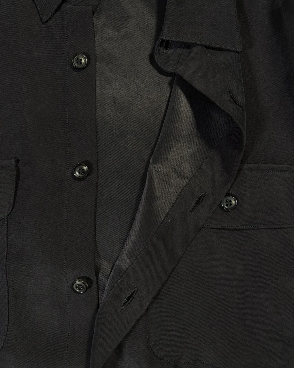 ISSUETHINGS / SHIRT (26a/105-c-00)