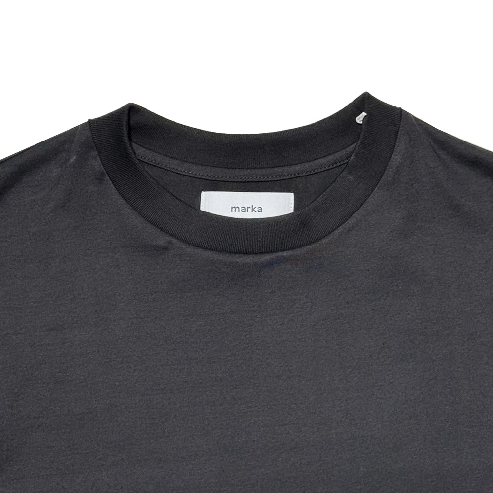 marka / CREW NECK TEE