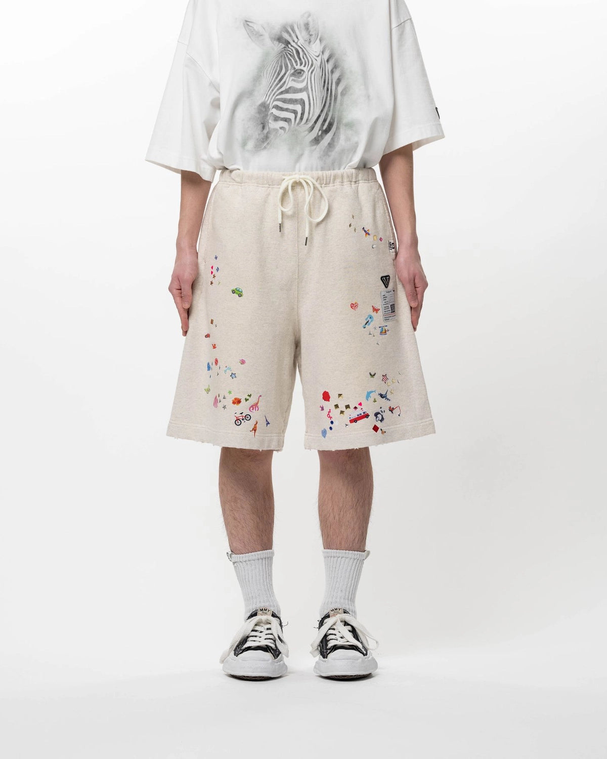 【新品タグ付き】ミハラヤスヒロ ステッカー ショートパンツ36 MAISON MIHARA YASUHIRO メゾンミハラヤスヒロPrint Destruction