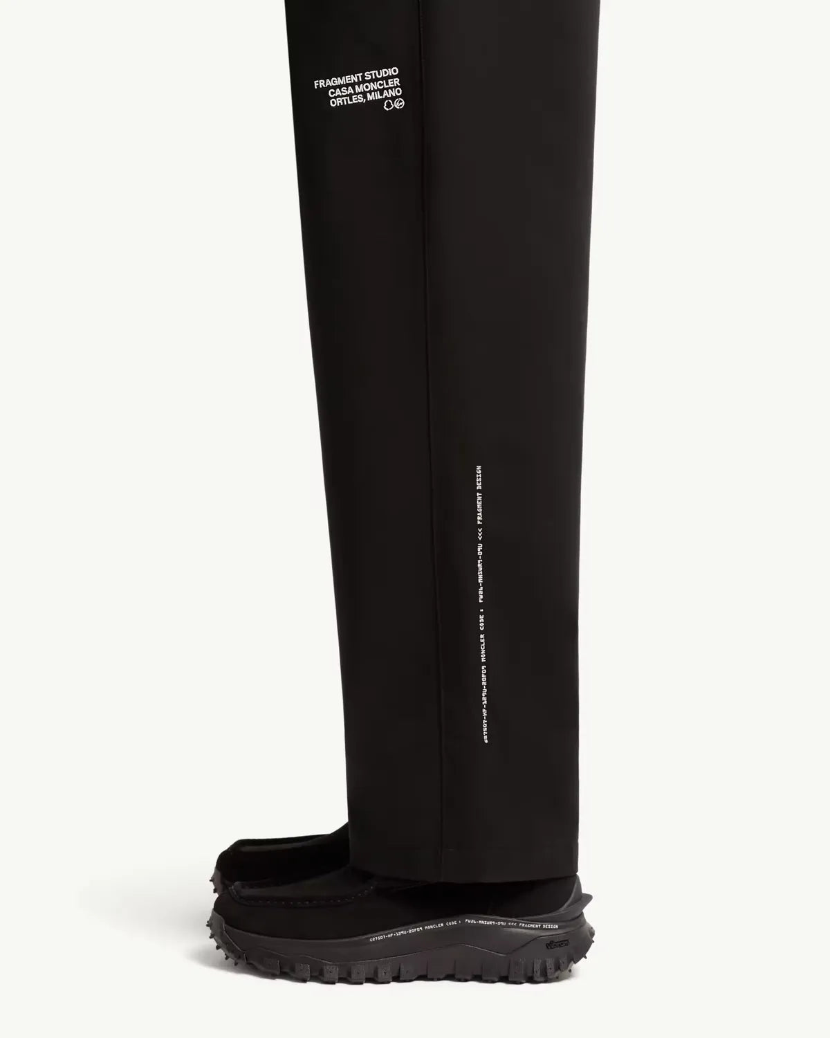MONCLER × FRAGMENT / TROUSERS PANTS (L209U2A00001N1126)
