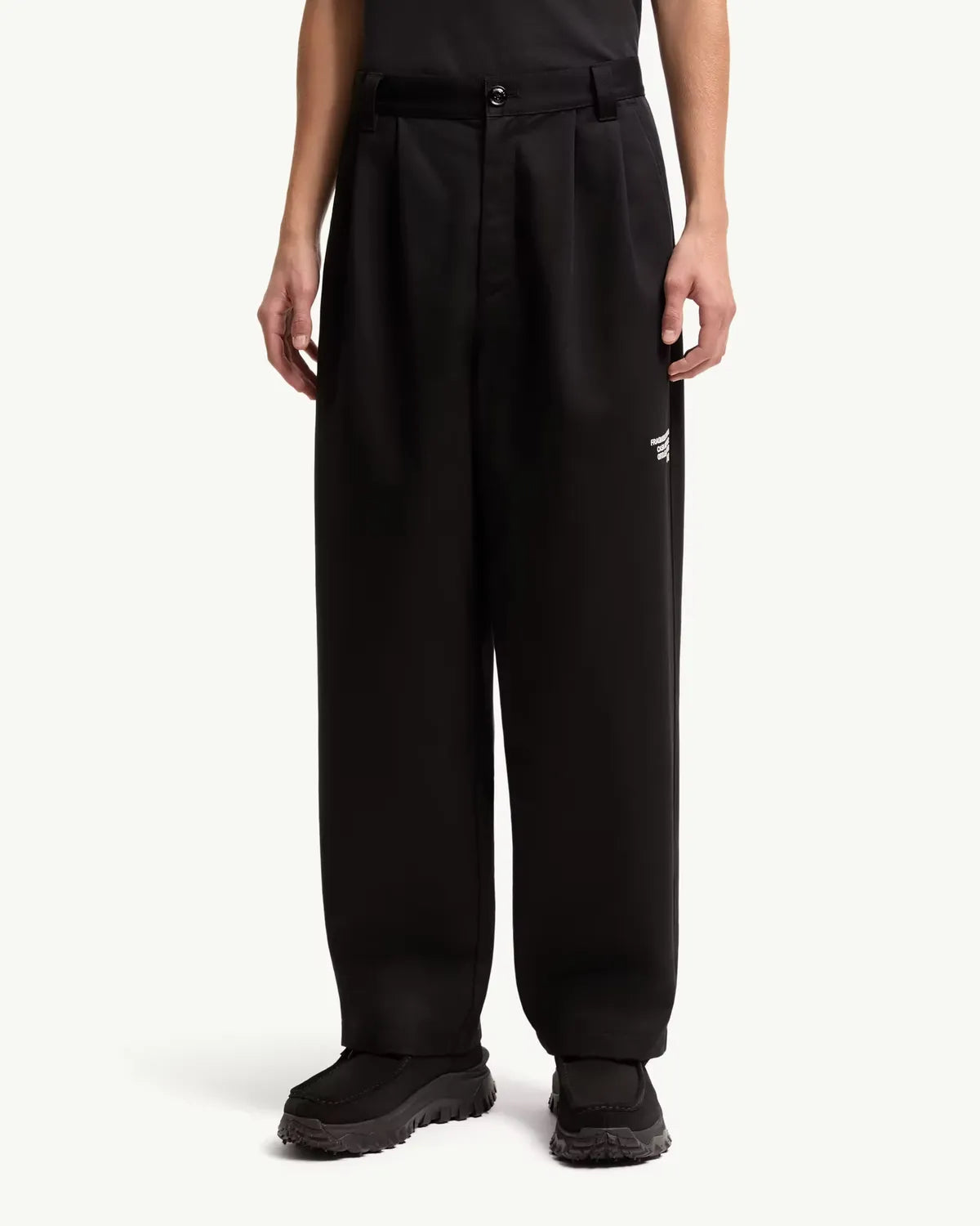 MONCLER × FRAGMENT / TROUSERS PANTS (L209U2A00001N1126)