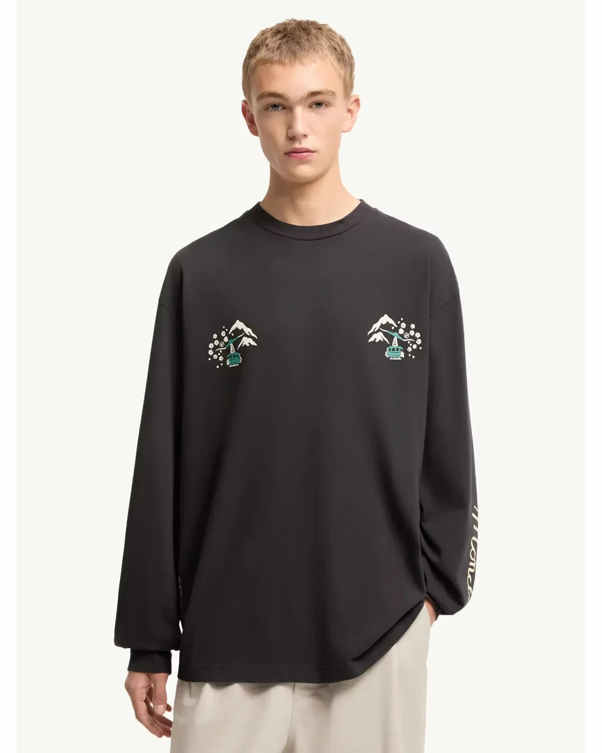 MONCLER × FRAGMENT / LS T-SHIRT (L209U8D0000189AZI)