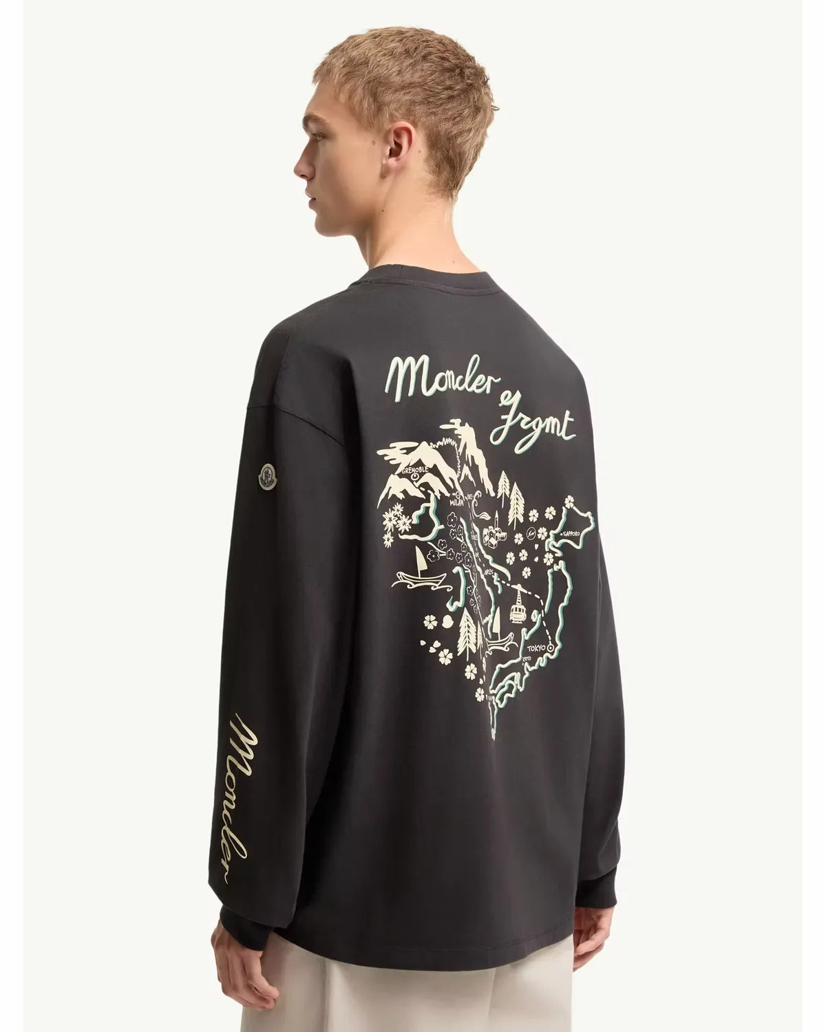 MONCLER × FRAGMENT / LS T-SHIRT (L209U8D0000189AZI)