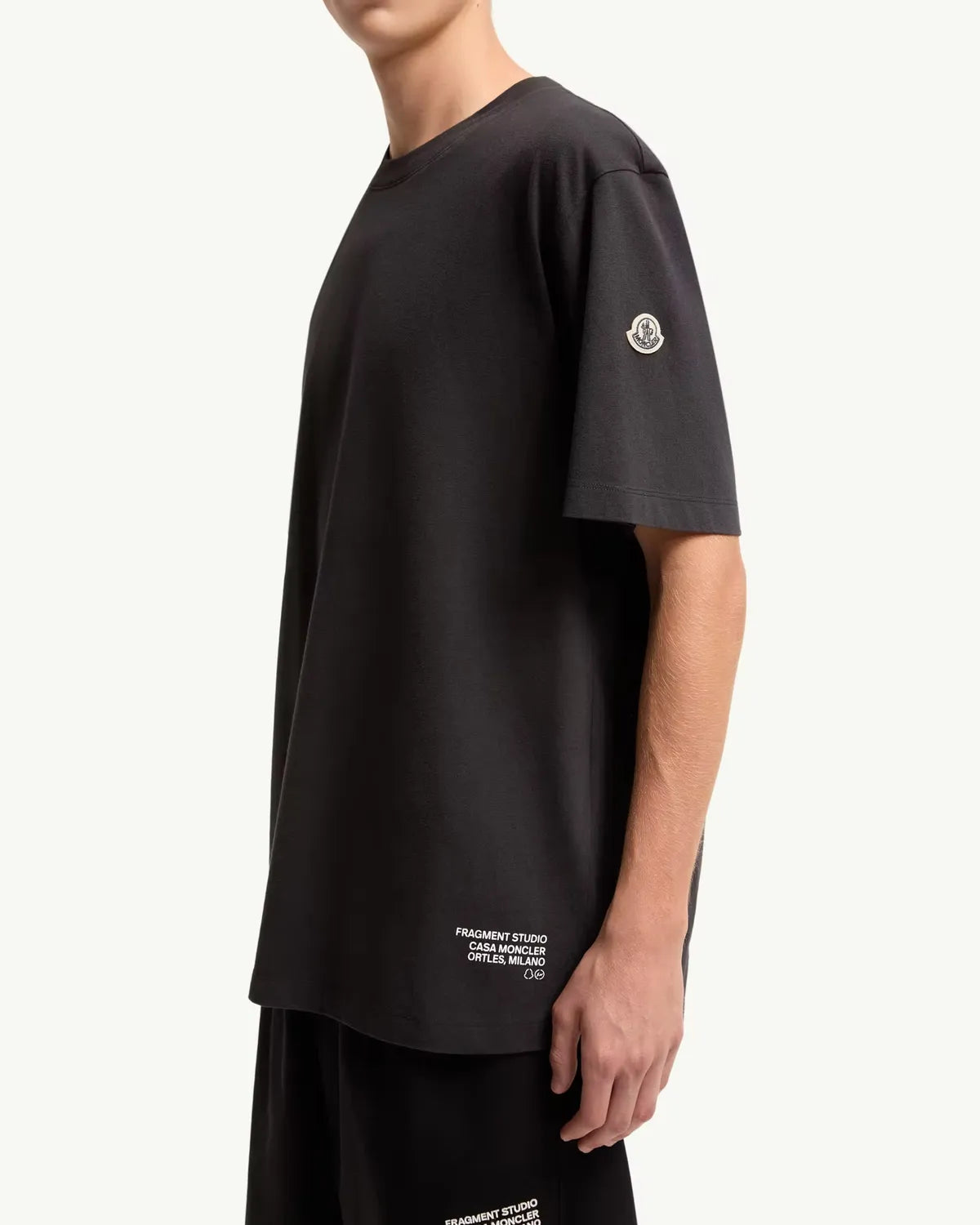 MONCLER × FRAGMENT / SS T-SHIRT (L209U8C0000189AZI)