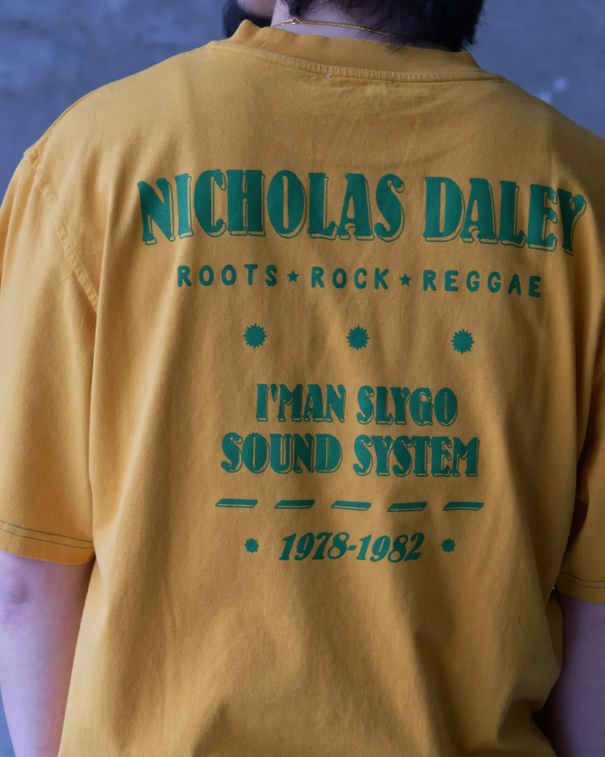 uk直輸入本物 ジャマイカンタムuk roots rasta ニコラスデイリー NICHOLAS DALEY (ニコラス デイリー) / ROOTS ROCK REGGAE TEE | 公式