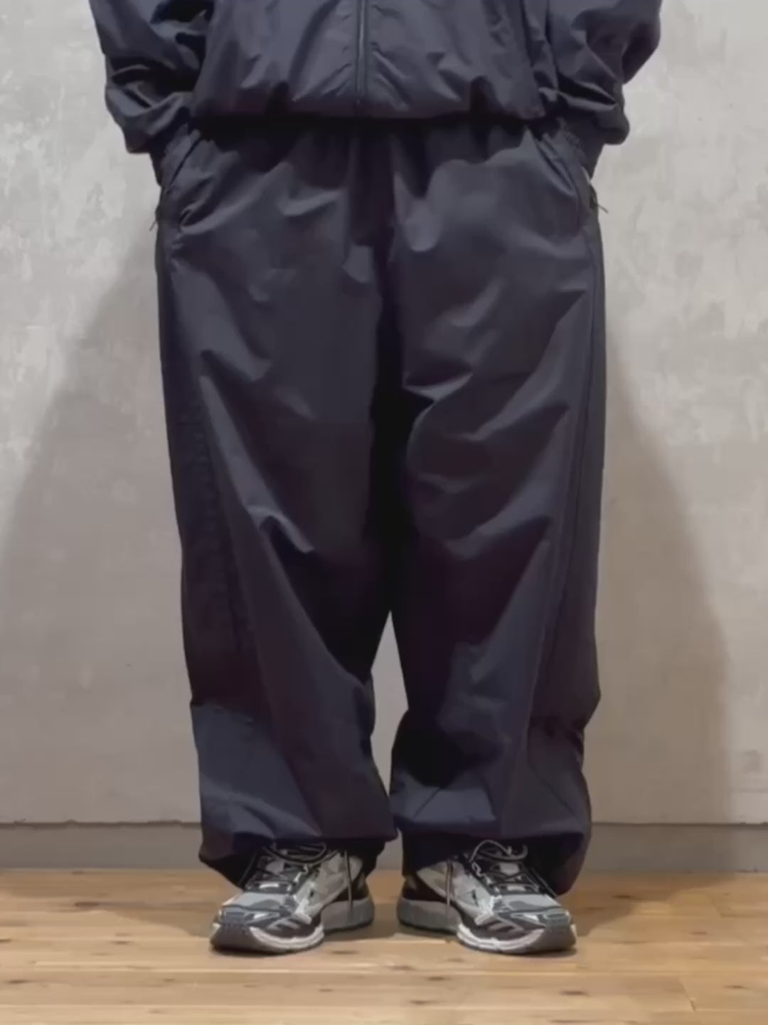 VETEMENTS / OVER LOGO TRACKSUIT PANTS (UA66PA320B25005)