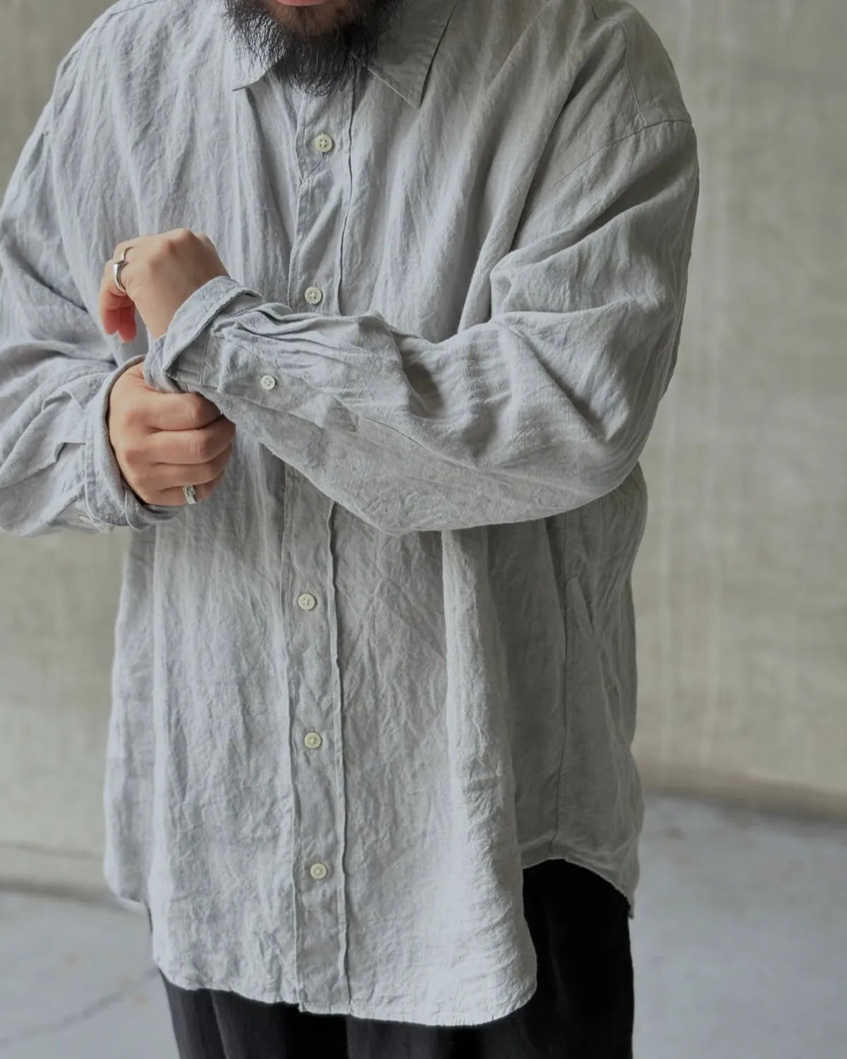 is-ness / Linen  Long - Sleeve Shirt (26SS_18_1007AWSH03)