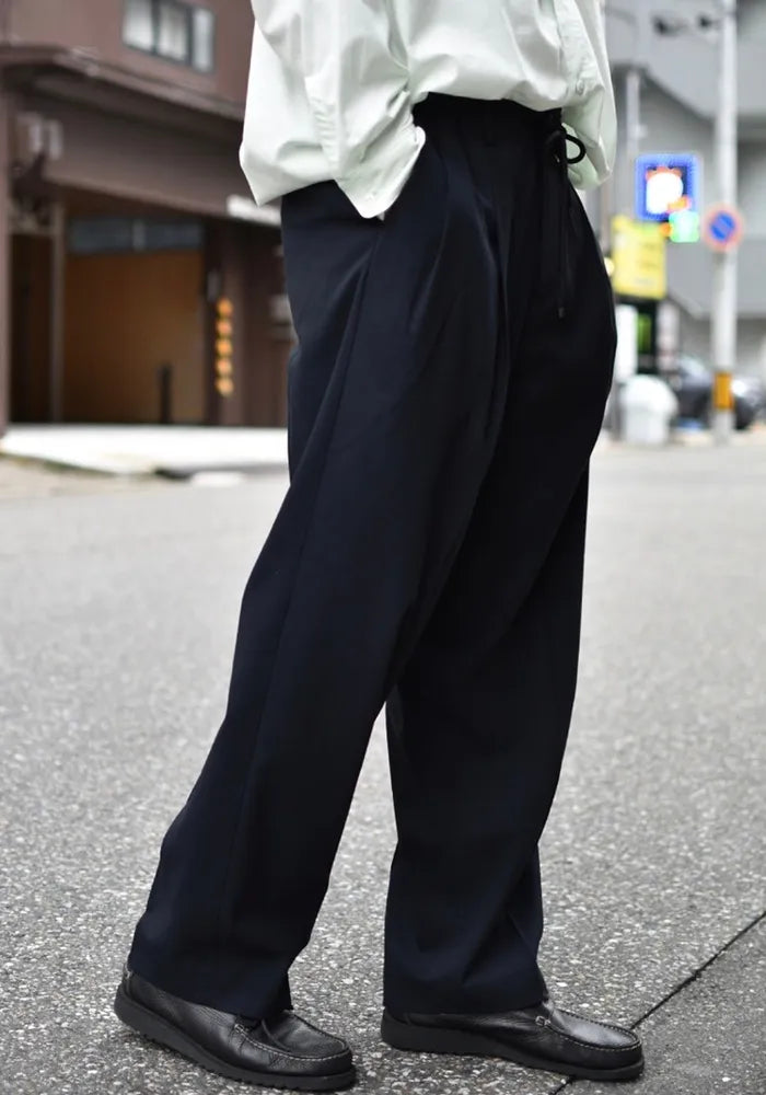 MARKAWARE / DOUBLE PLEATED EASY TROUSERS (A24A-15PT01C)