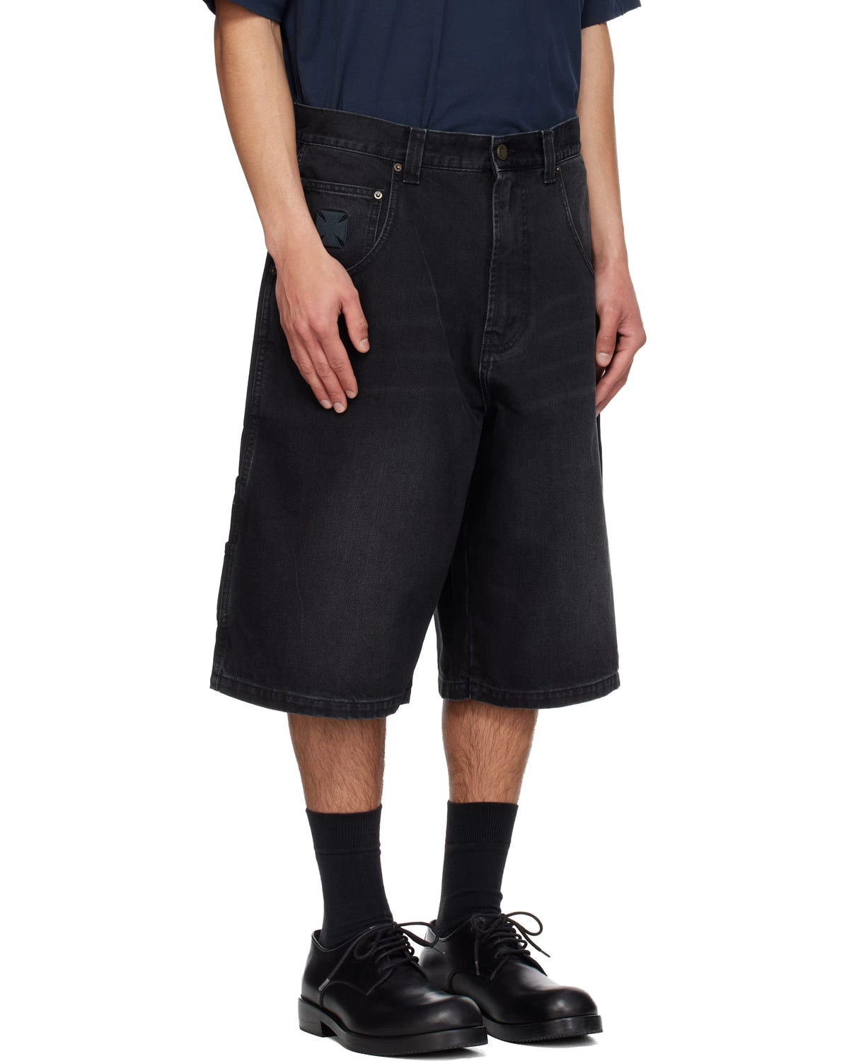 VETEMENTS / APLIQUE BIKER CROSS HIP-HOP DENIM SHORTS (ME76DP095B1)