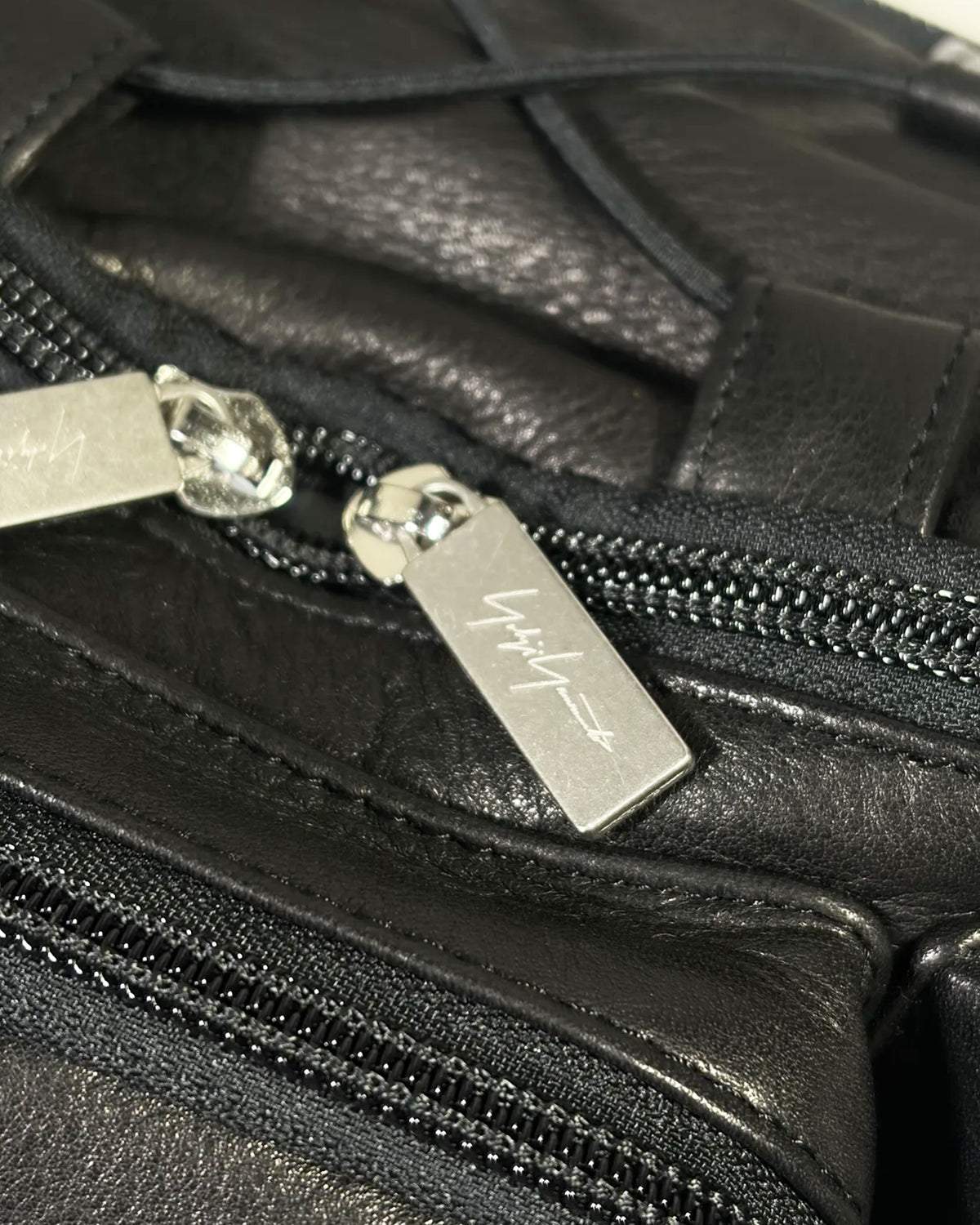 YOHJI YAMAMOTO / BODY BAG (HK-I03-775-1S26)